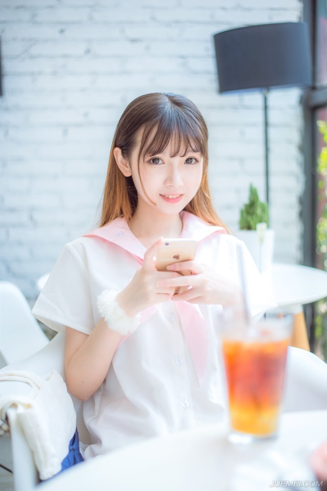 “你们……”刘璝颤抖着指着两人，又看了看孟达，一时间，不知道该说什么。
